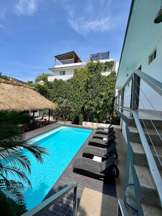 Hotel Aqualuna Cyclops Brisas de Zicatela المظهر الخارجي الصورة